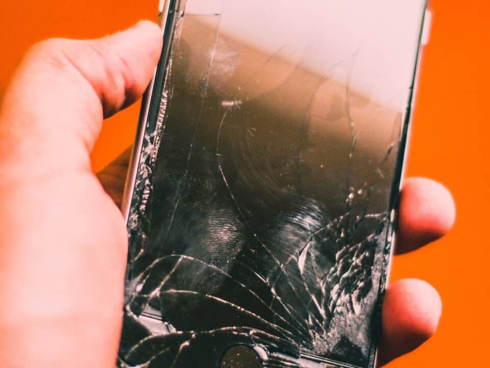 How To Still Do 4 Important Things When An IPhone Screen Breaks