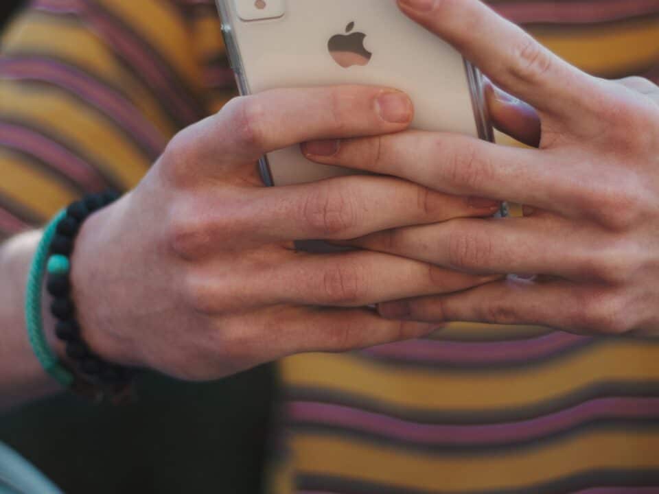 How To Show Battery Percentage On An iPhone XR