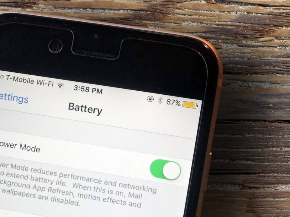 image of an iPhone Battery icon showing on screen